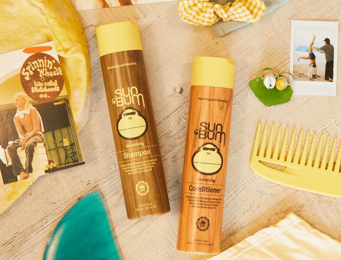 Je haar was ritueel voor mannen. Geweldige shampoo en conditioner van Sun Bum
